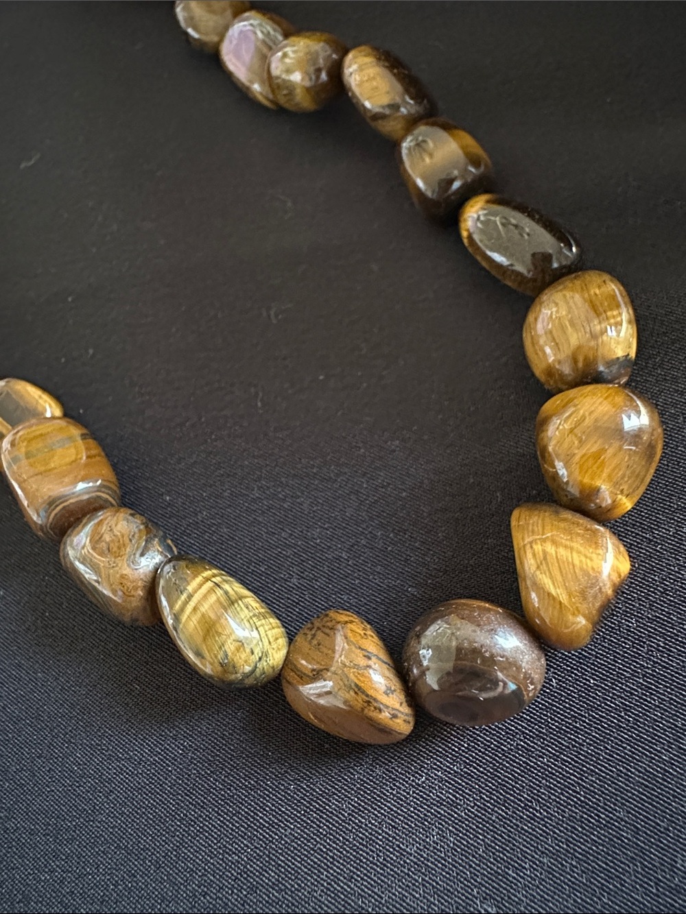 Tiger’s eye EUC genuine gemstone necklace. Large stone chucks appx. 16” length - Picture 2 of 3